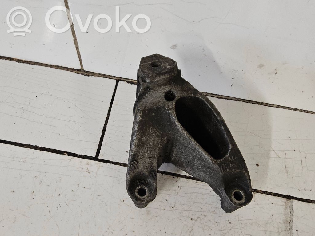 Audi A5 8T 8F Engine mounting bracket 