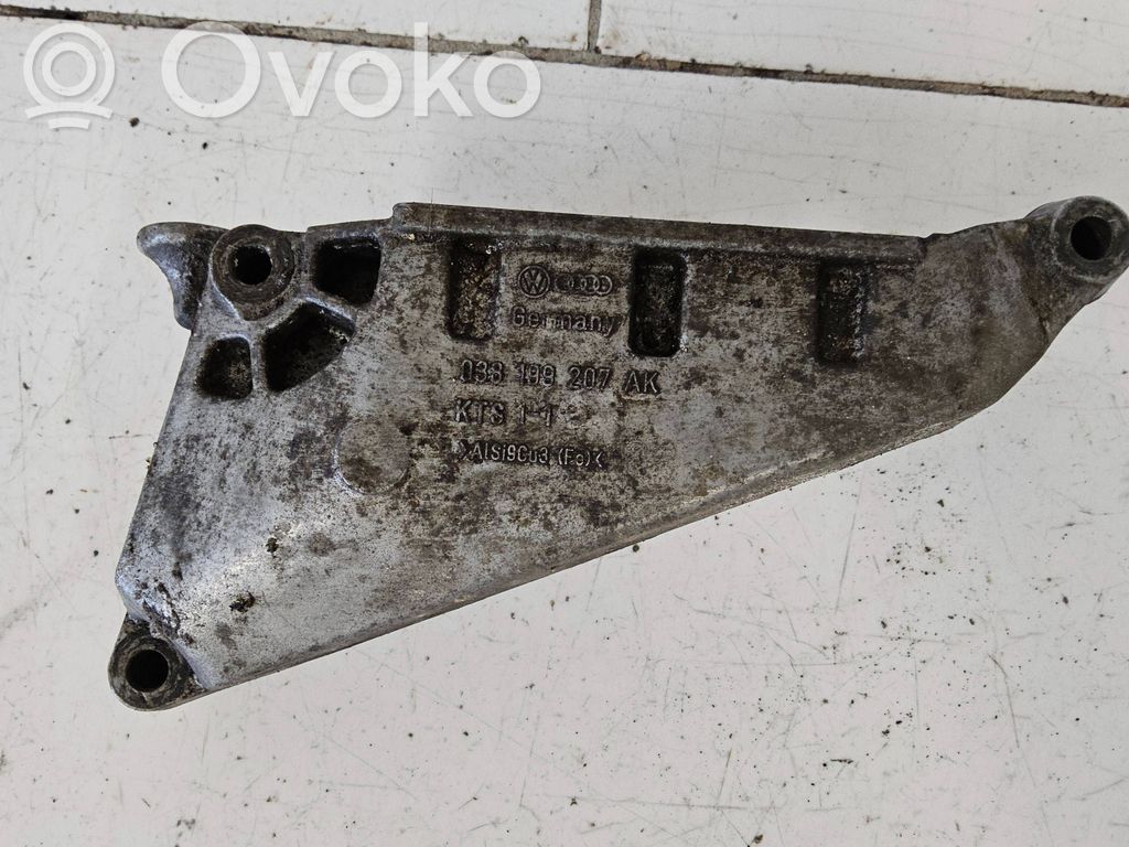Volkswagen Golf IV Engine mounting bracket 