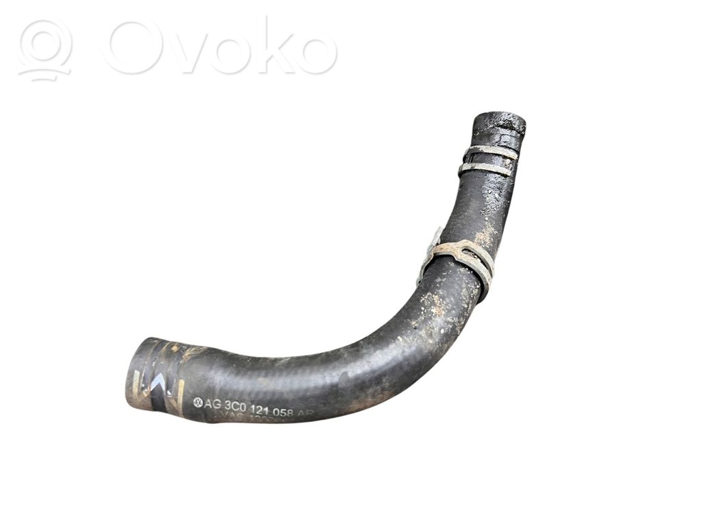Volkswagen PASSAT B6 Engine coolant pipe/hose 