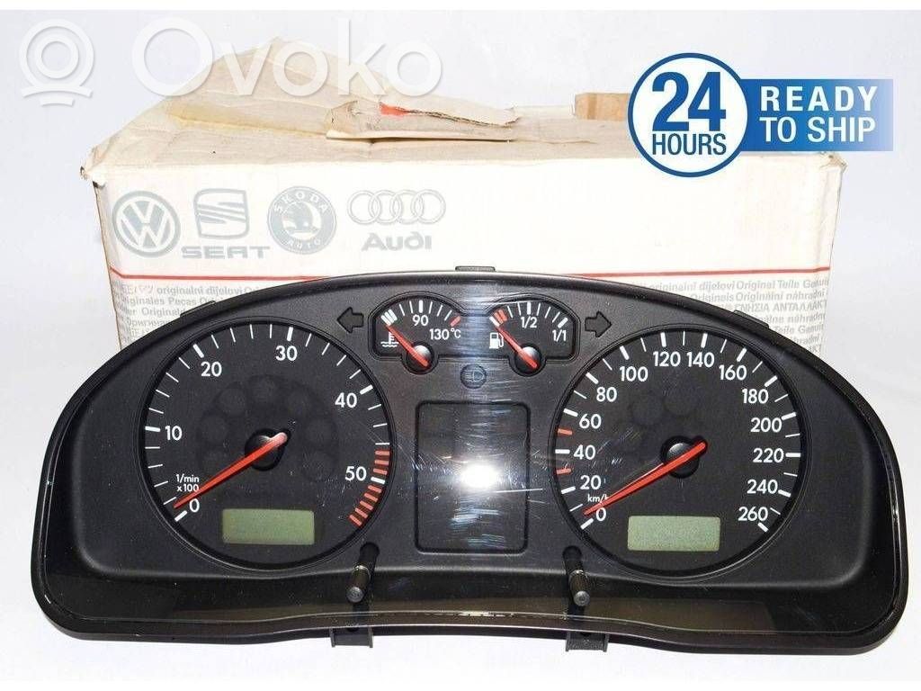 Volkswagen PASSAT B5 Licznik / Prędkościomierz 