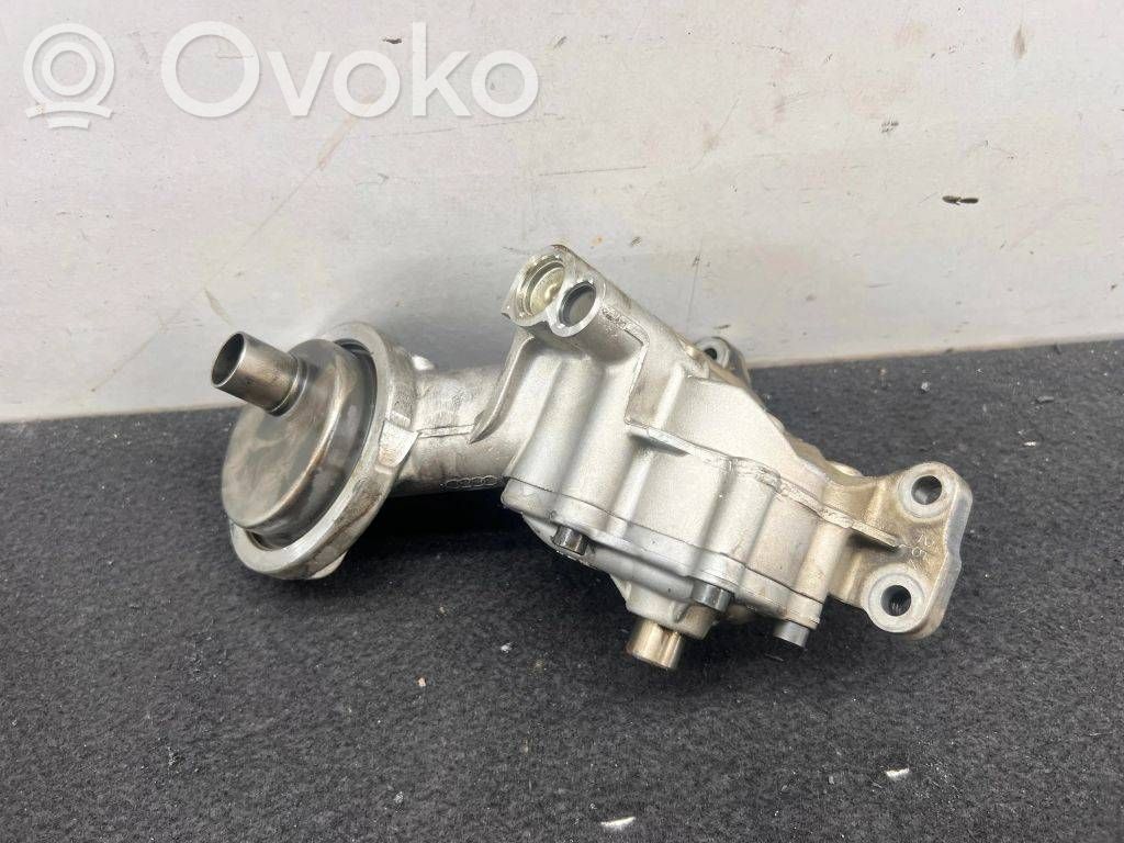 Audi A4 S4 B7 8E 8H Eļļas sūknis 