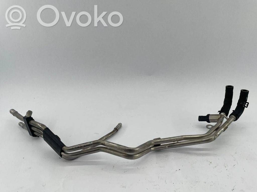 Audi A4 S4 B8 8K Polttoaineputki 