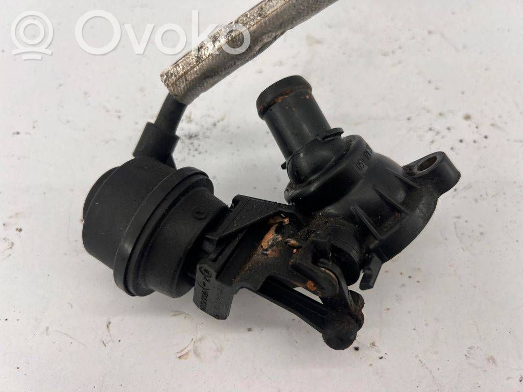 Audi A7 S7 4G Engine coolant pipe/hose 