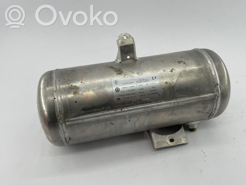 Volkswagen Touareg I Zbiornik powietrza tylnego zawieszenia pneumatycznego 