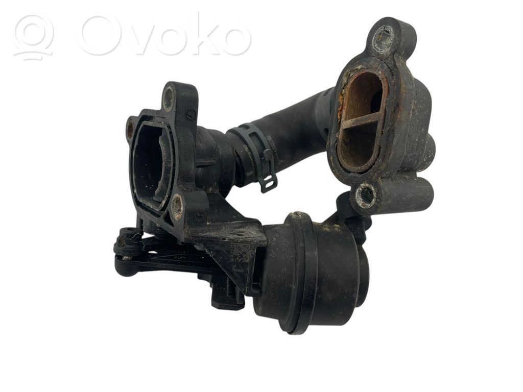 Audi Q5 SQ5 8R Termostats / termostata korpuss 