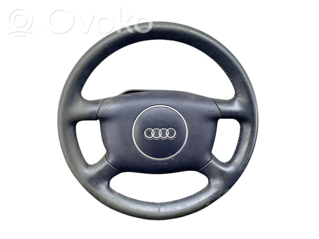 Audi A4 S4 B6 8E 8H Ohjauspyörä 