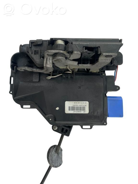 Volkswagen Touran II Etuoven lukko 