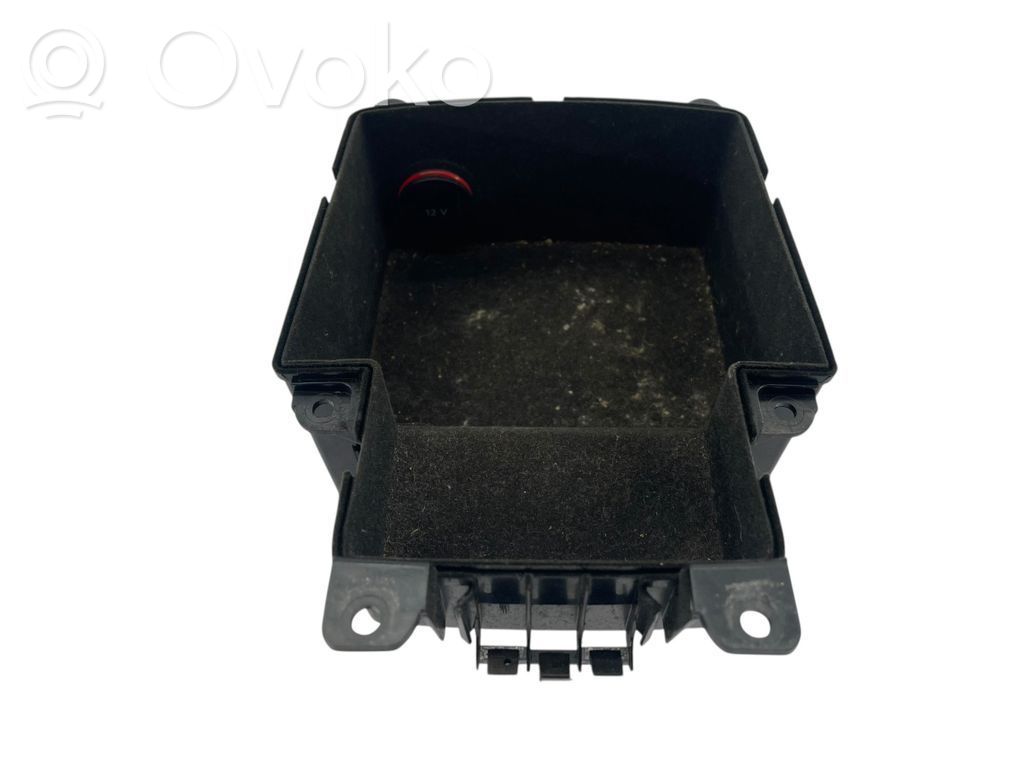 Audi A5 Sportback 8TA Glove box central console 
