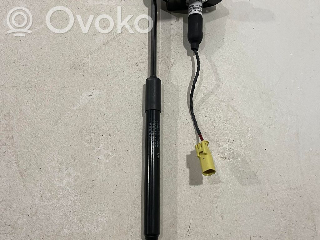 Tesla Model 3 Konepellin kaasujousi 