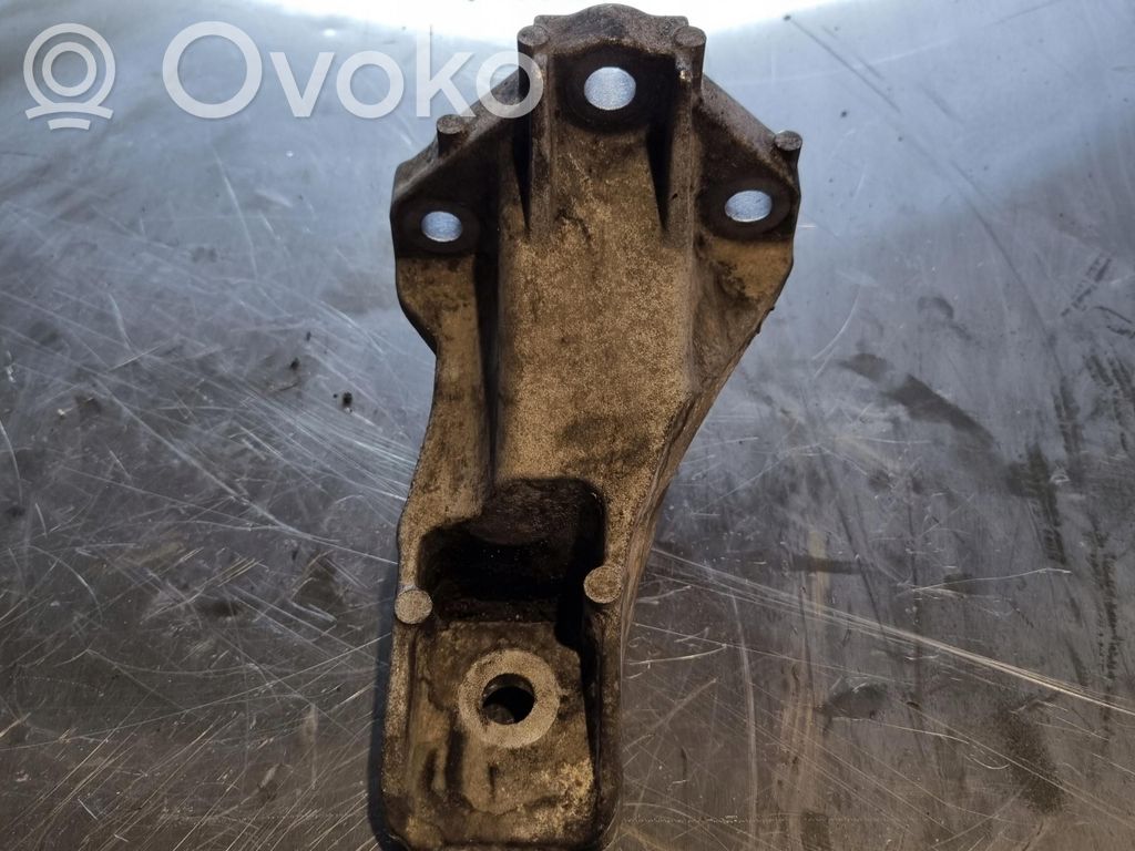 Land Rover Range Rover Sport L494 Engine mount vacuum valve 