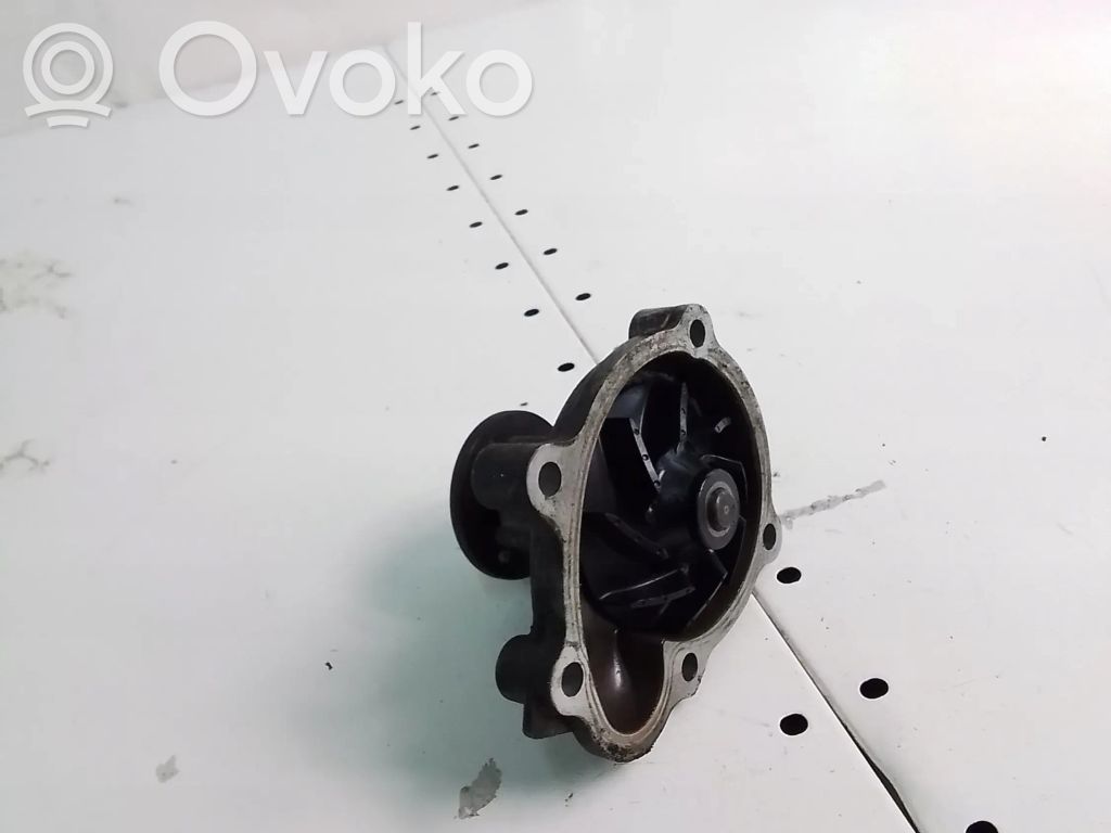 Opel Astra J Ūdens sūknis 