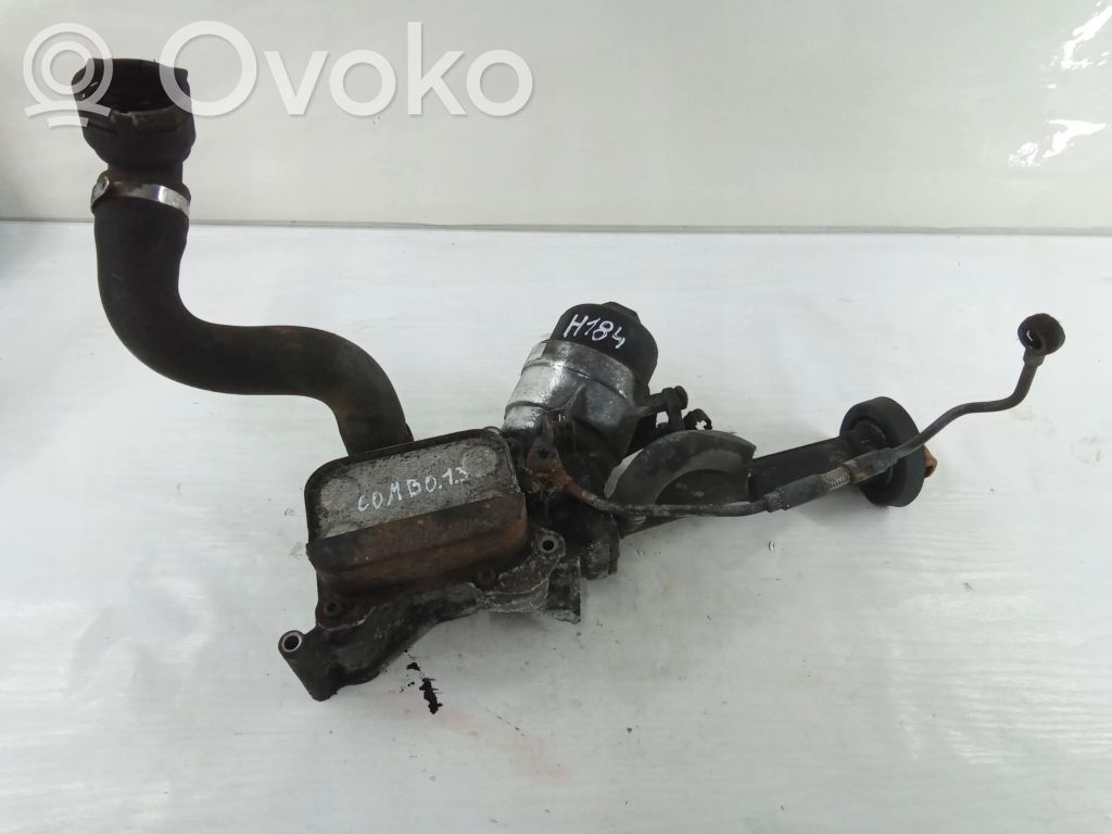 Opel Combo D Oil filter mounting bracket 