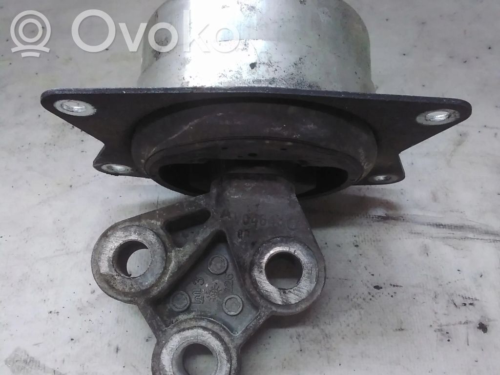 Opel Vectra C Supporto di montaggio del motore 