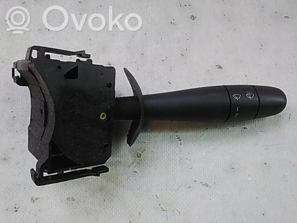 Opel Vivaro Pyyhkijän vipu 