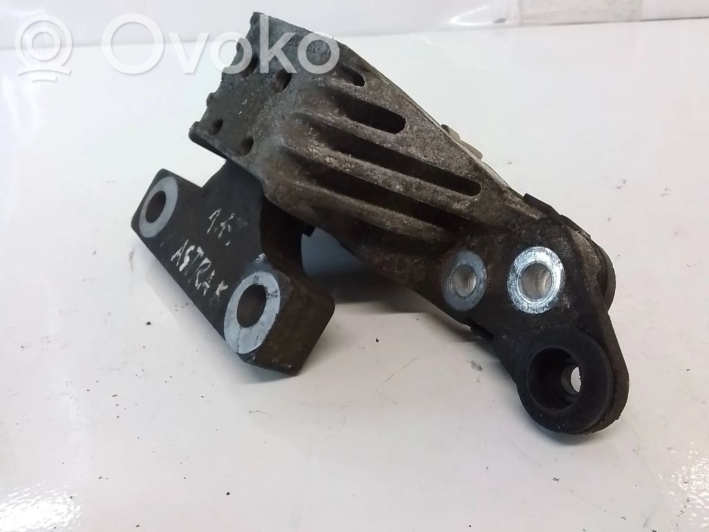 Opel Astra K Supporto di montaggio del motore 