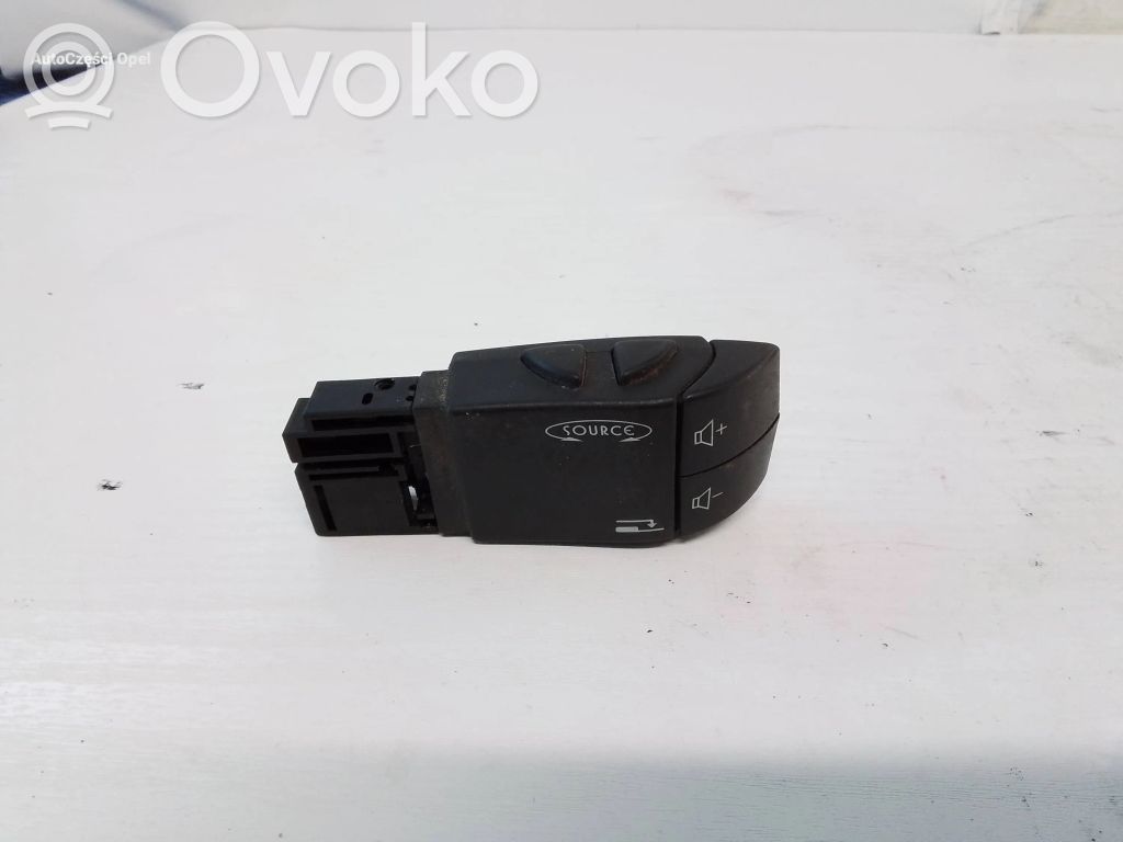 Opel Vivaro Comutator/buton multifuncțional 