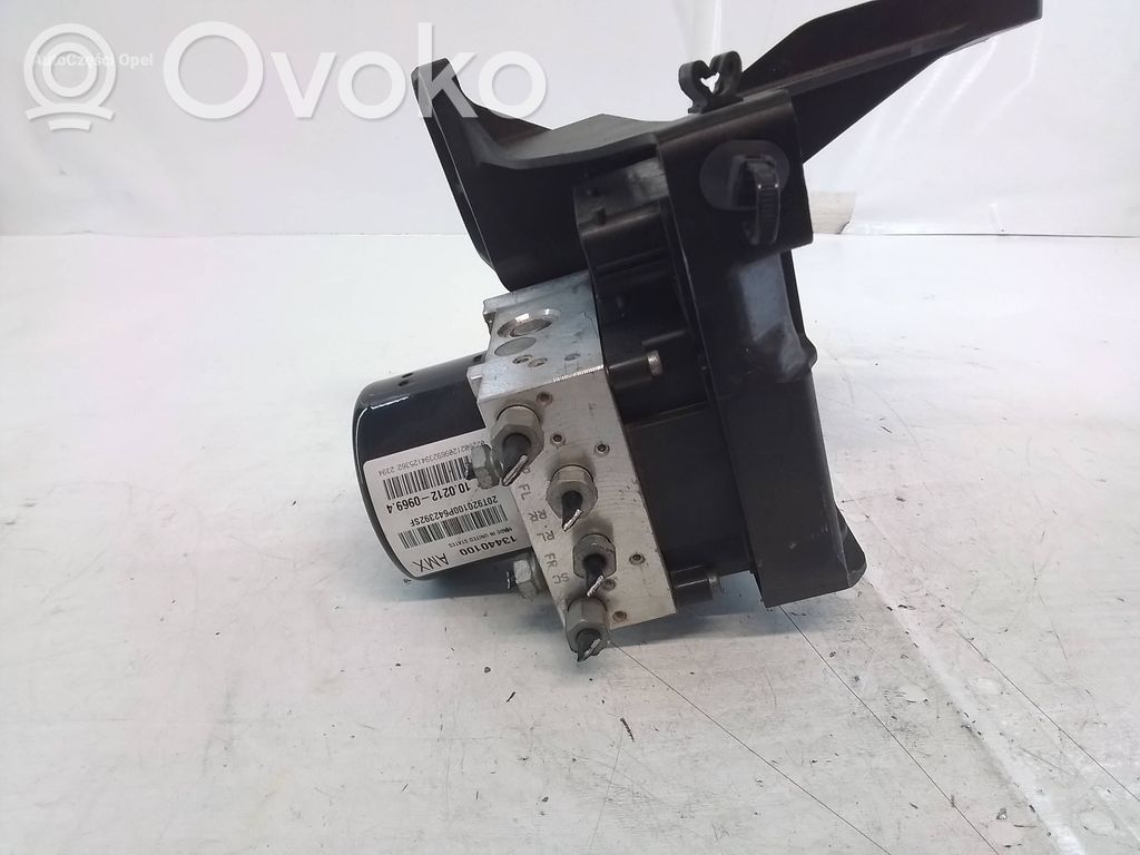 Opel Zafira C ABS bloks 