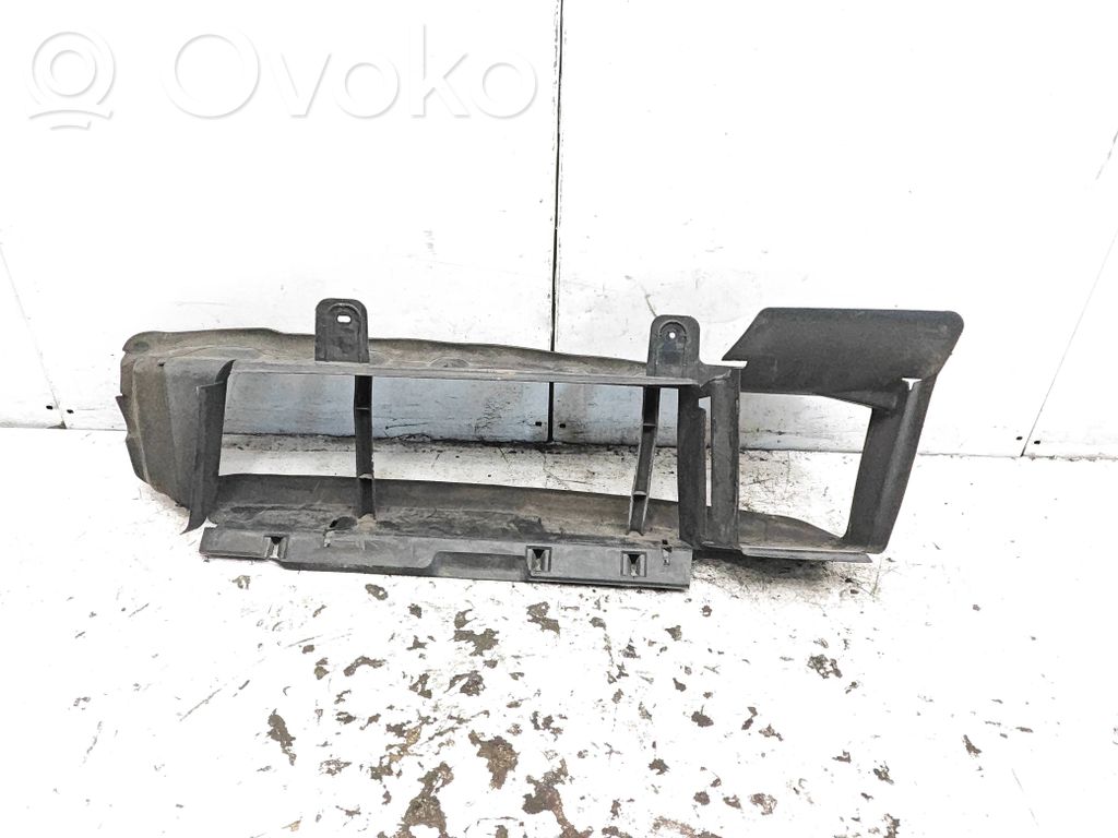 Ford Focus Intercooler air guide/duct channel 