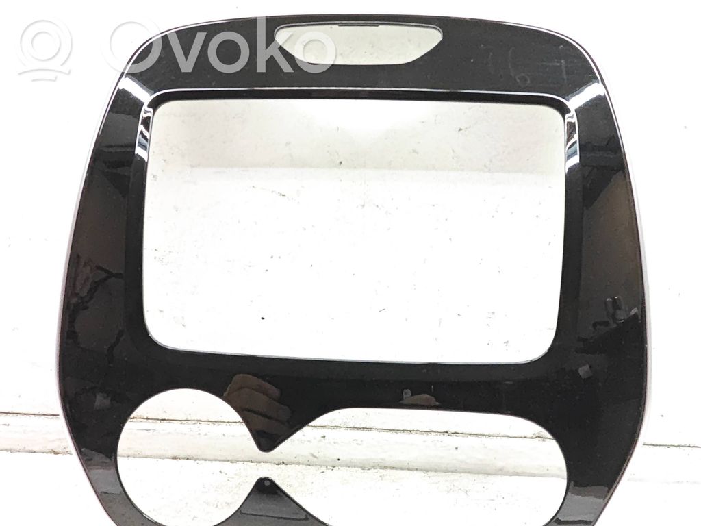 Renault Captur Ramka deski rozdzielczej 