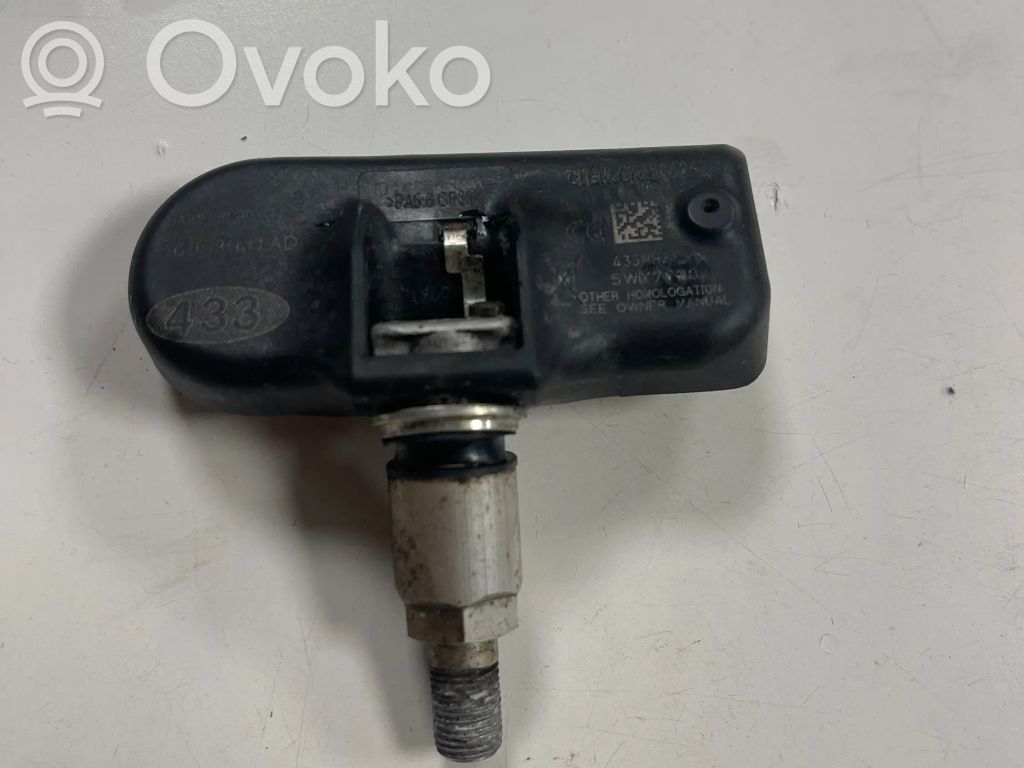 Chrysler Town & Country V Tire pressure sensor 
