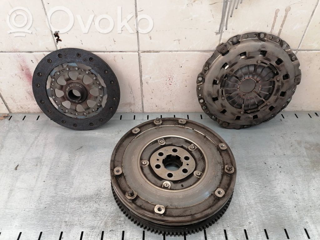 BMW 1 E81 E87 Sajūga komplekts 