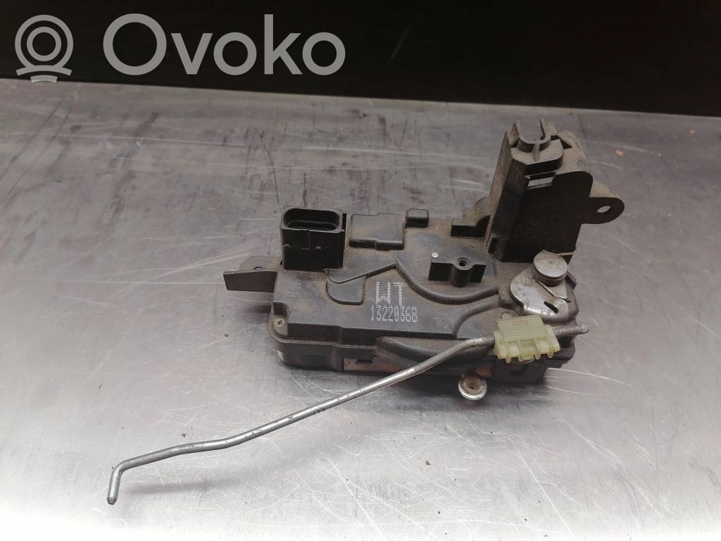 Opel Zafira B Etuoven lukko 