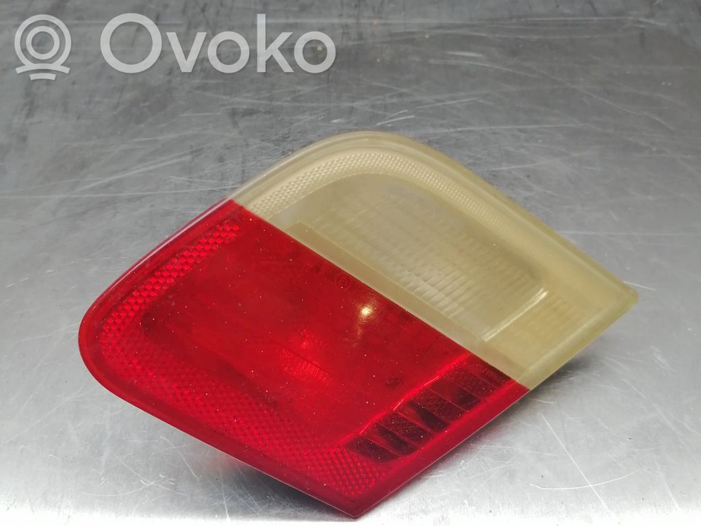 BMW 3 E46 Tailgate rear/tail lights 
