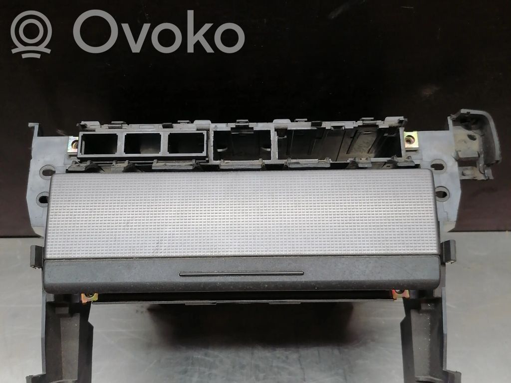 Audi A6 S6 C5 4B Centrinė konsolė 