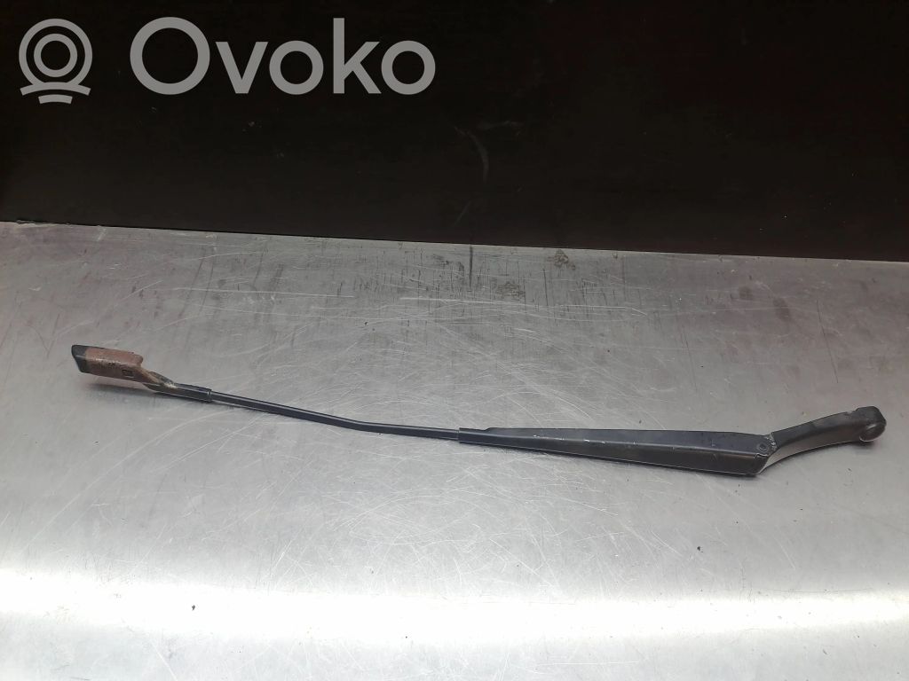 Volkswagen PASSAT B6 Windshield/front glass wiper blade 