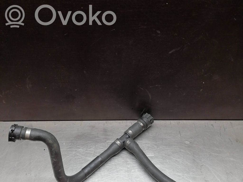 BMW 5 E60 E61 Engine coolant pipe/hose 