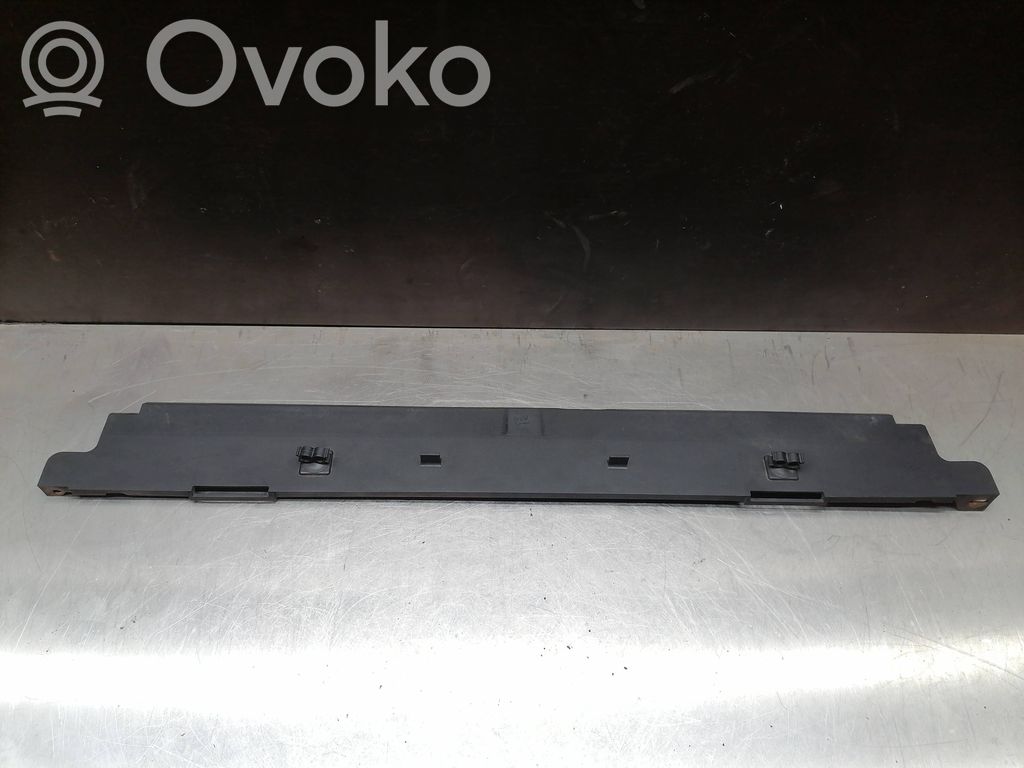 BMW 3 F30 F35 F31 Radiatorių apdaila 
