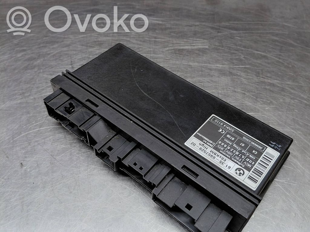 BMW 5 E60 E61 Komforto modulis 