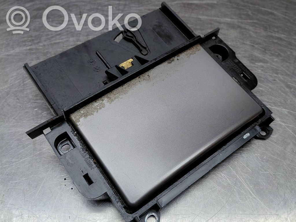 BMW 5 E60 E61 Pelnutrauks 