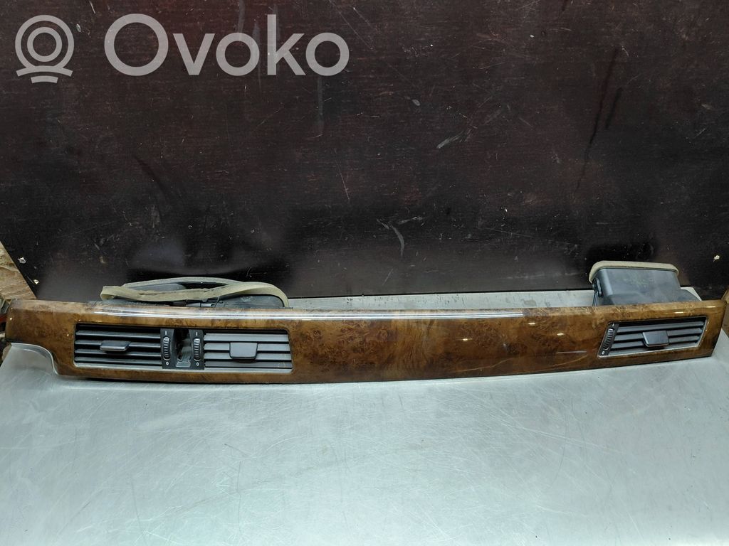 BMW 5 E60 E61 Dekoratyvinė apdailos juostelė 