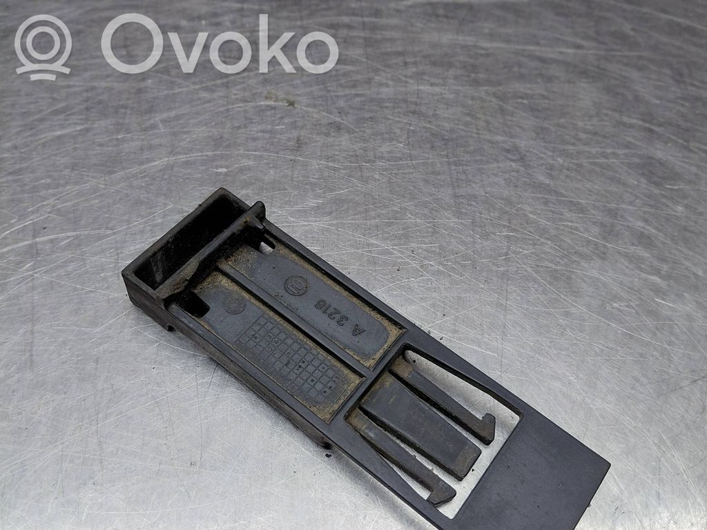 BMW 5 E60 E61 Radiator mount bracket 