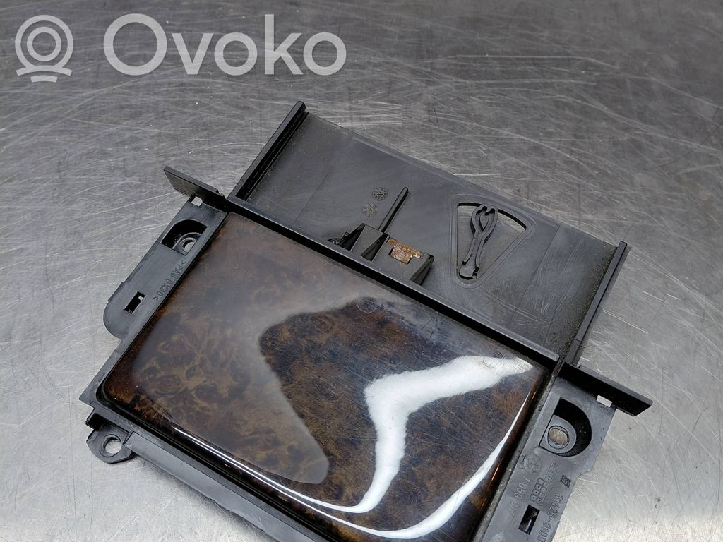 BMW 5 E60 E61 Pelnutrauka dekoratīvā apdare 