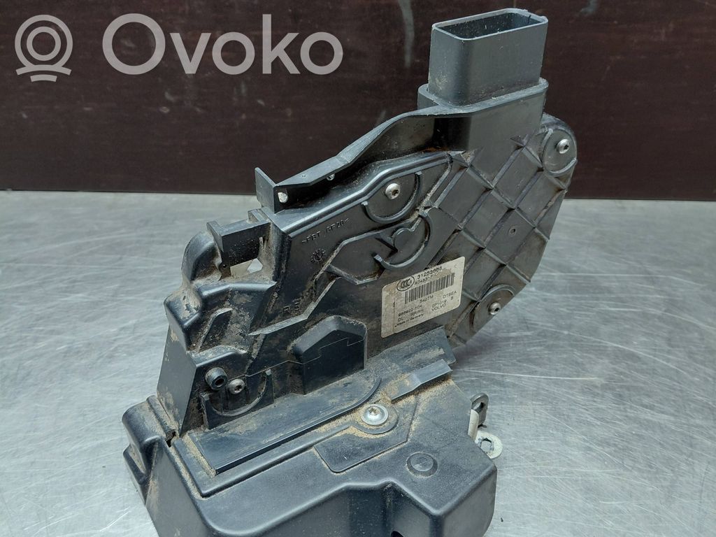 Volvo V70 Rear door lock 