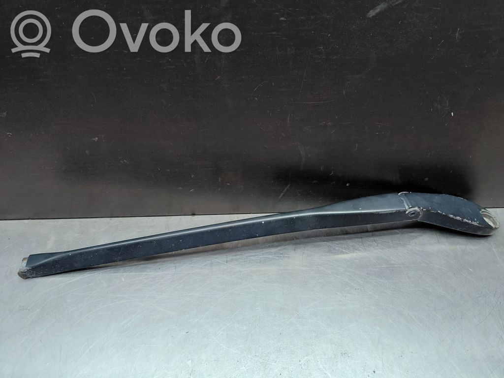 Audi A8 S8 D3 4E Front wiper blade arm 