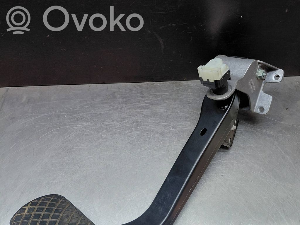Audi A8 S8 D3 4E Bremžu pedālis 