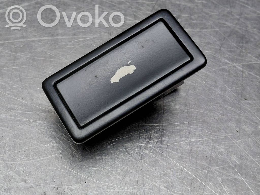 Audi A6 S6 C6 4F Tailgate/boot open switch button 
