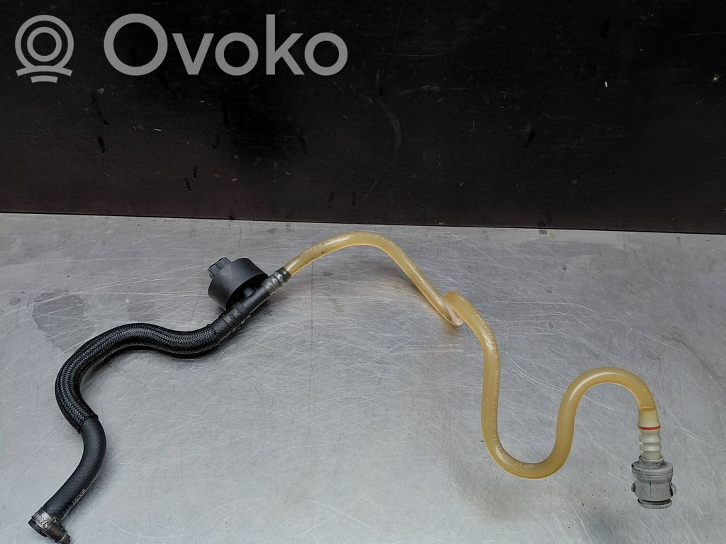 BMW 5 E60 E61 Fuel line pipe 