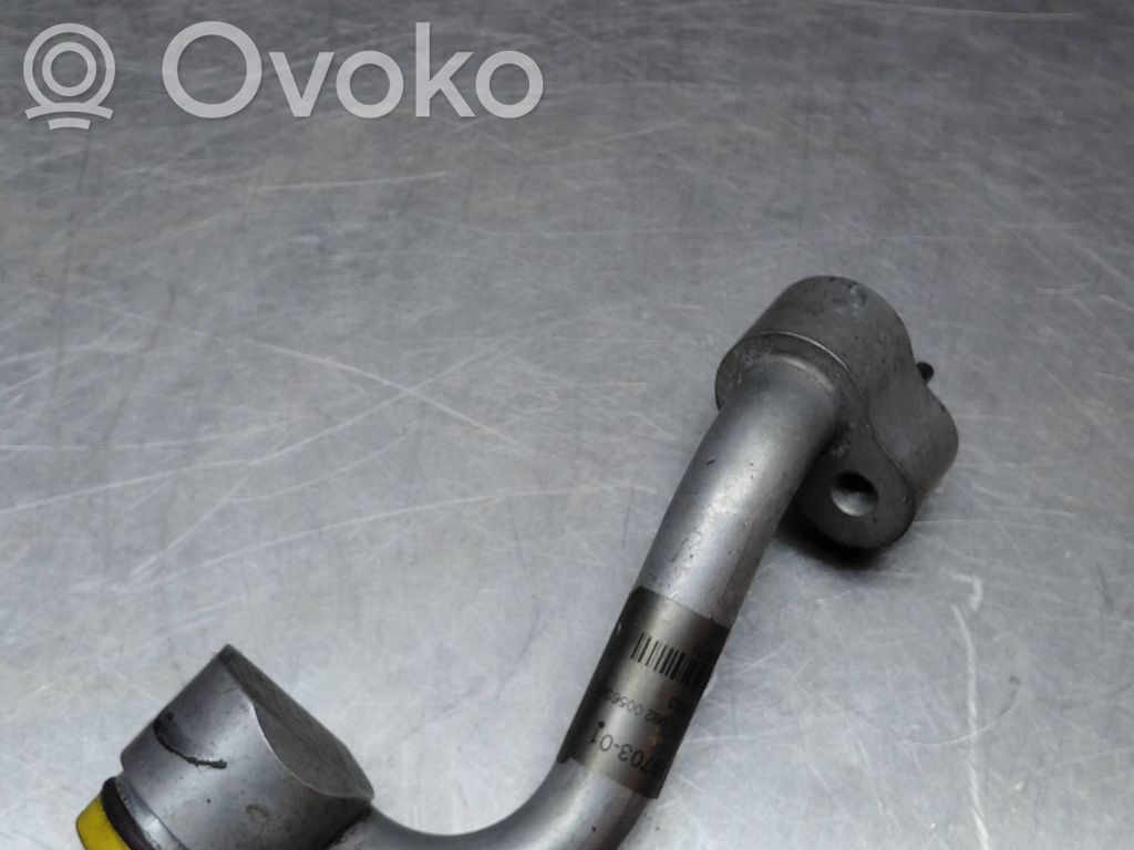 BMW 5 E60 E61 Ilmastointilaitteen putki (A/C) 