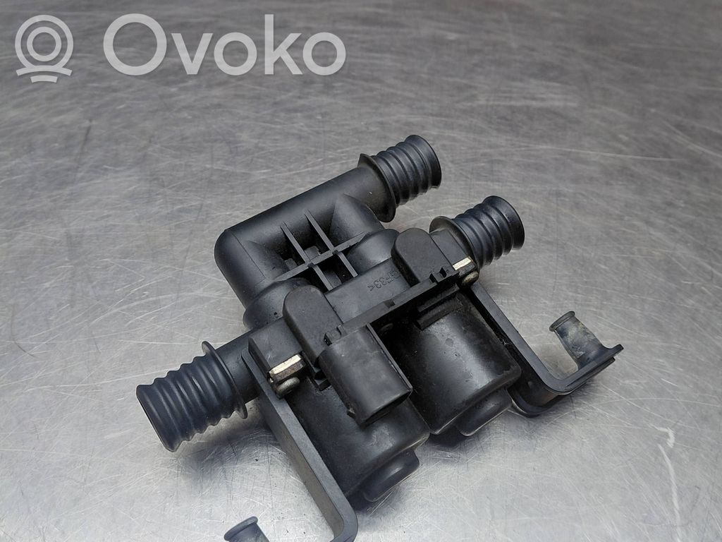 BMW 5 E60 E61 Apsildes radiatora vārsts (-i) 