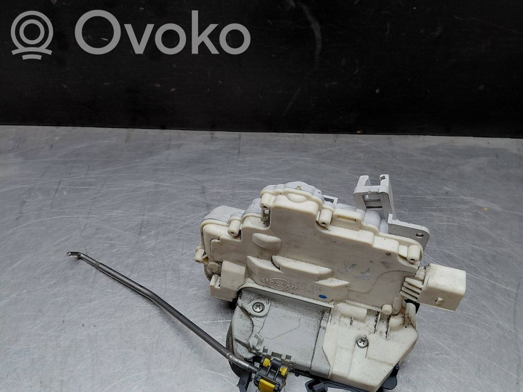Audi A6 S6 C6 4F Front door lock 