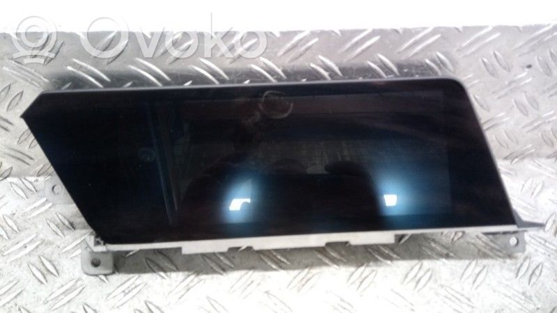 BMW 1 F40 Screen/display/small screen 