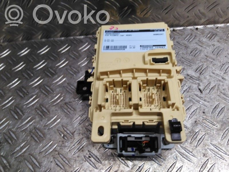 KIA Picanto Juego de caja de fusibles 