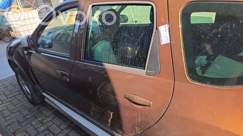 Dacia Duster Galinės durys 