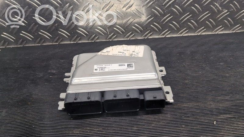 Renault Espace VI Variklio valdymo blokas 