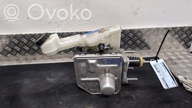 Ford Focus Brake booster 