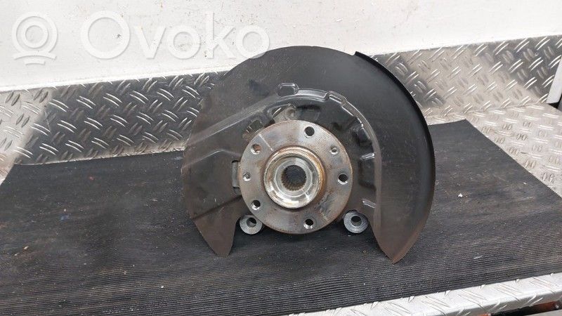 Renault Megane III Priekšējā riteņa rumbas vārpstas šarnīrs (stupica, capfa) 